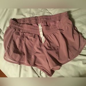 Lululemon hotty hot shorts light purple 2.5